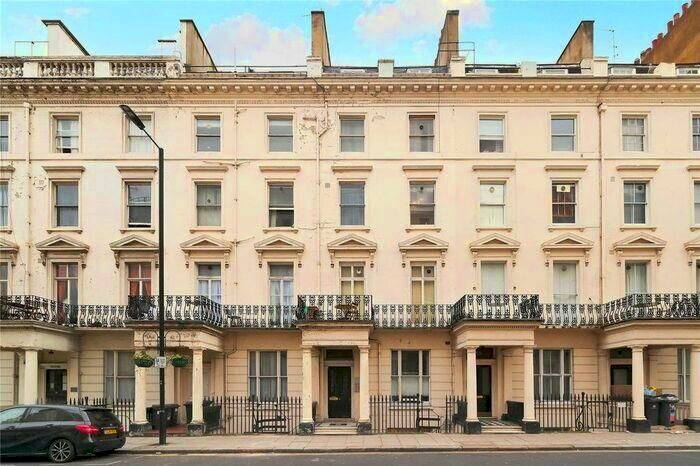 1 Bedroom Flat To Rent In Gloucester Terrace, London, W2