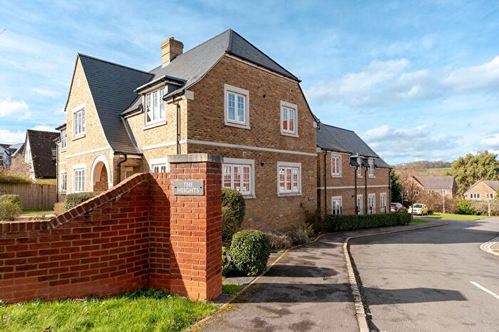 2 Bedroom Flat For Sale In Cumnor Hill, Oxford, OX2