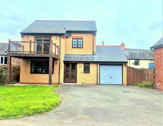 3 Bedroom Detached House For Sale In Severn Street, Caersws, Powys, SY17