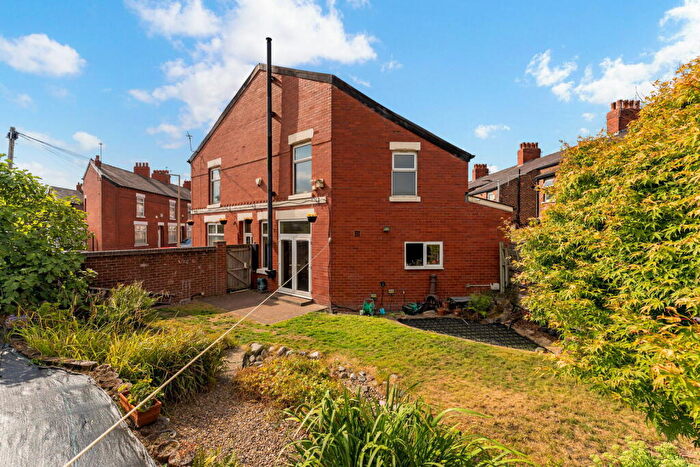 3 Bedroom Terraced House For Sale In Railway View, Reddish, SK5