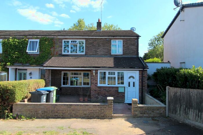 4 Bedroom End Of Terrace House To Rent In Datchworth Turn, Hemel Hempstead, Hertfordshire, HP2