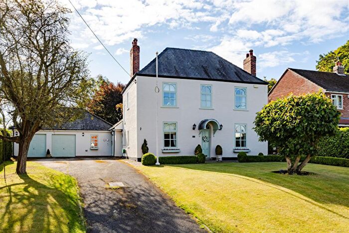 4 Bedroom Detached House For Sale In Eastgate, Scotton, Lincolnshire, DN21