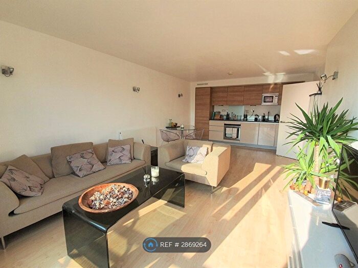 2 Bedroom Flat To Rent In John Harrison Way, London, SE10