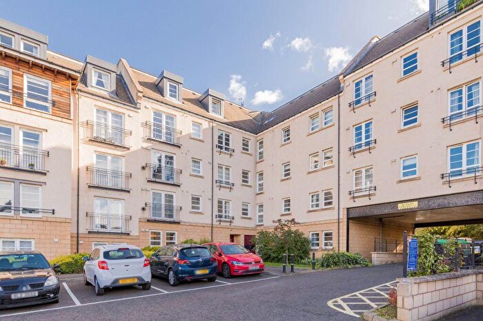 2 Bedroom Flat For Sale In (flat ) Powderhall Rigg, Cannonmills, Edinburgh, EH7