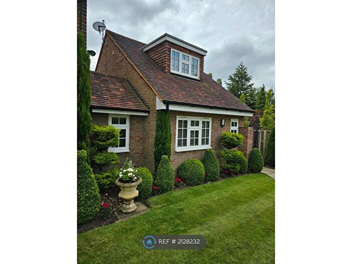 1 Bedroom Flat To Rent In Berkhamsted, Berkhamsted, HP4