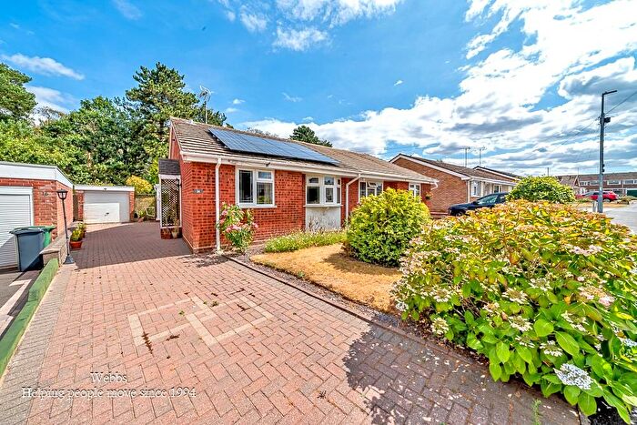 2 Bedroom Semi-Detached Bungalow For Sale In Larchwood Crescent, Sutton Coldfield, B74