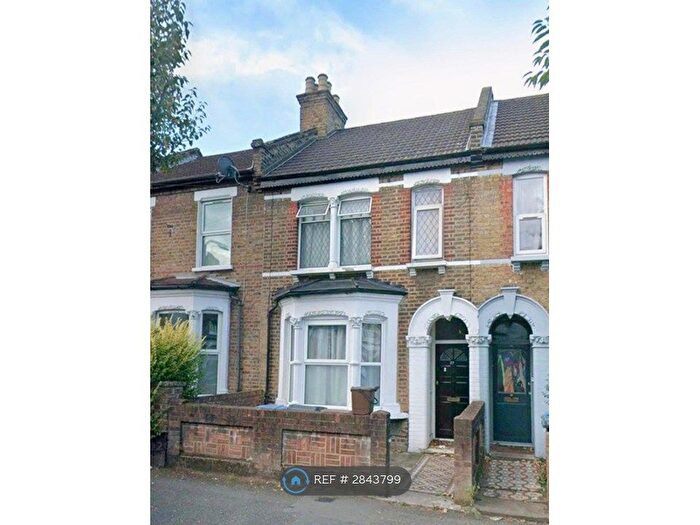 4 Bedroom Terraced House To Rent In Ranelagh Road, London, E11