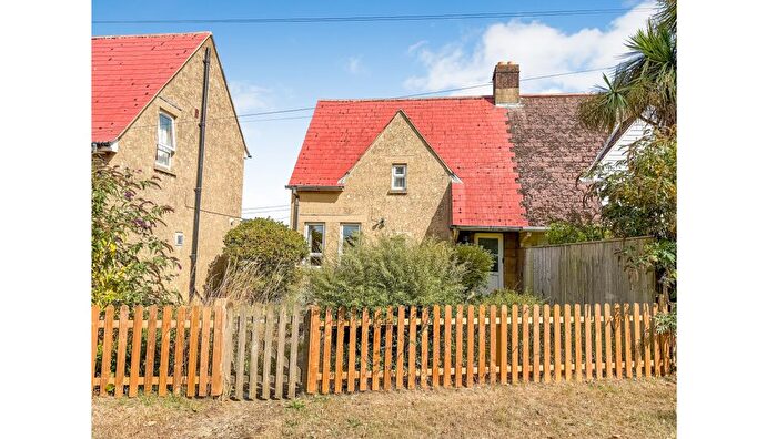 3 Bedroom Property For Sale In Elm Court, Newport Road, Godshill, Ventnor, Isle Of Wight, PO38
