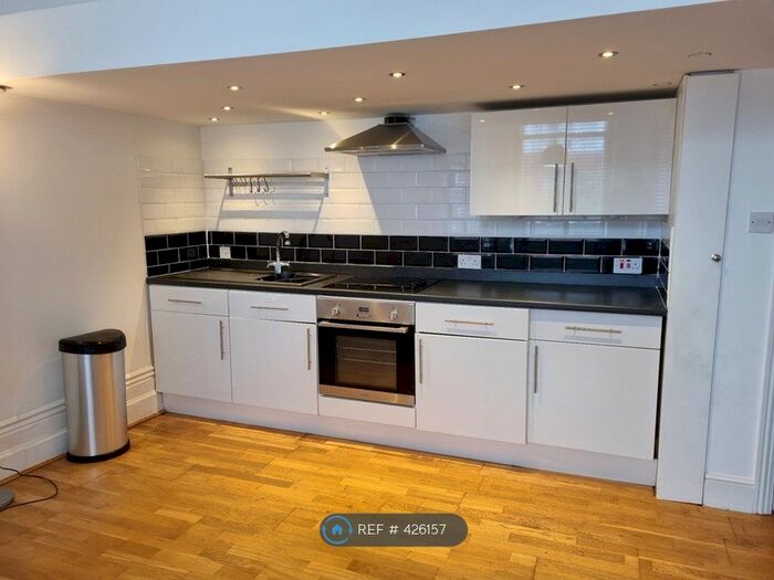 1 Bedroom Flat To Rent In Cumberland Court, Bournemouth, BH2