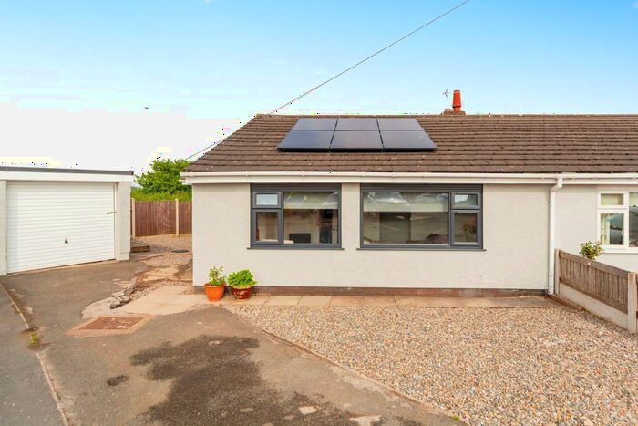 3 Bedroom Bungalow For Sale In St. Michaels Drive, Caerwys, Mold, Flintshire, CH7