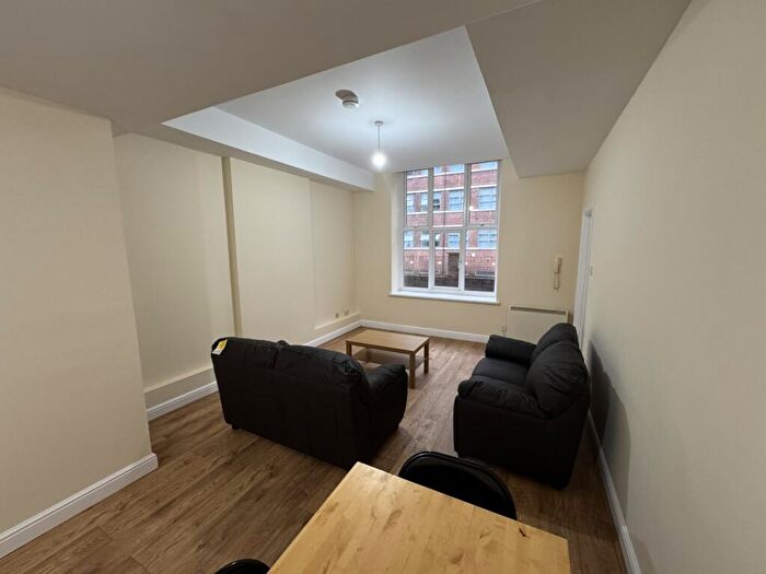 3 Bedroom Apartment To Rent In Portman Mews, Shieldfield, NE2