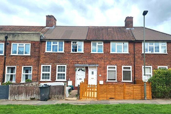 3 Bedroom Terraced House To Rent In Bilsby Grove, London, SE9