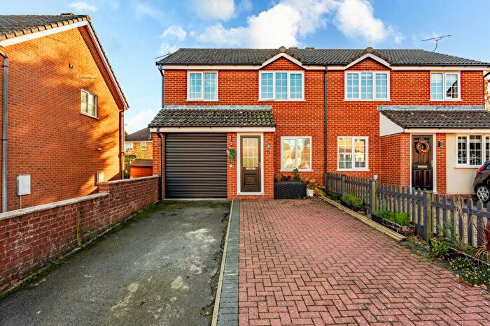 3 Bedroom Semi Detached House For Sale In Wright Drive, Scarning, NR19