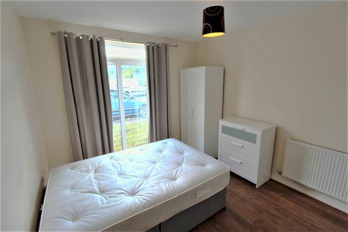 2 Bedroom Flat To Rent In Flat Breton Court, Paladine Way, Stoke Village, CV3