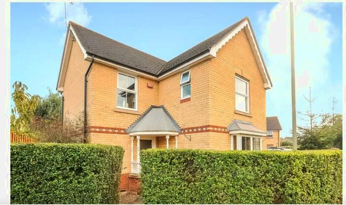 3 Bedroom Detached House To Rent In Monks Lode, Didcot, Oxfordshire, OX11