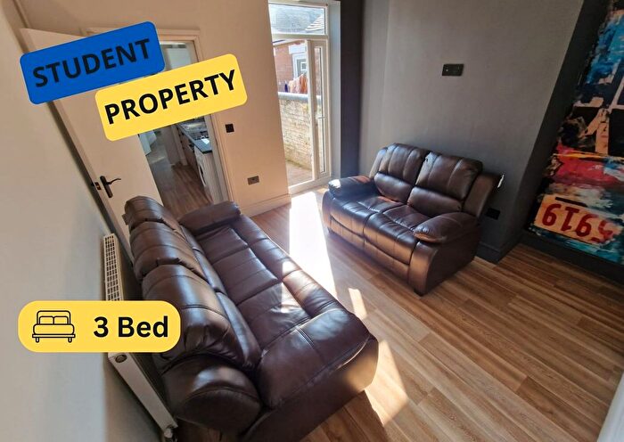 3 Bedroom Terraced House To Rent In Cauldon Road, Stoke-On-Trent, ST4