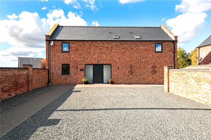 4 Bedroom Barn Conversion For Sale In Broadgate, Sutton St. Edmund, Spalding, Lincolnshire, PE12
