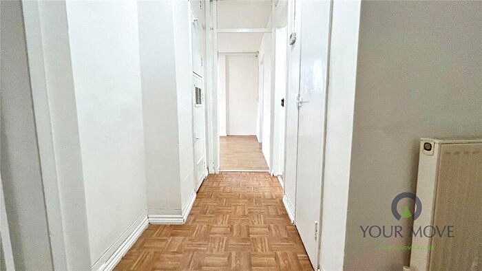 1 Bedroom Flat To Rent In Bostall Lane, London, SE2