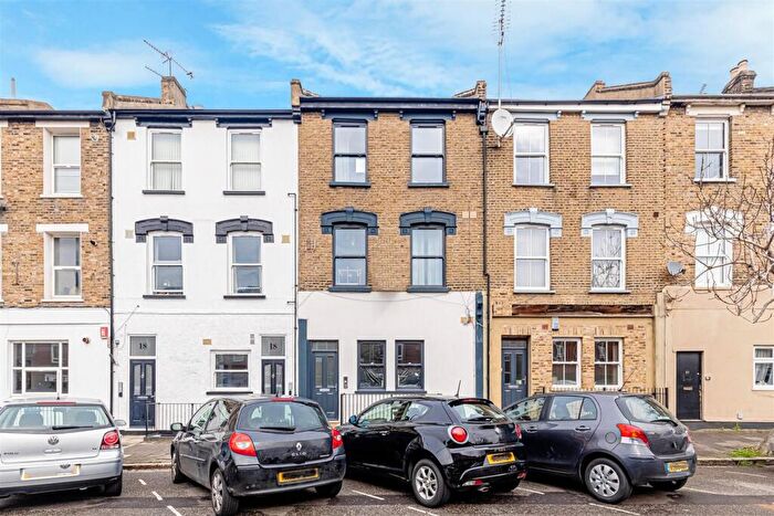 1 Bedroom Apartment To Rent In Median Road, Hackney, E5