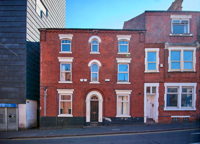 4 Bedroom Flat To Rent In Flat, Talbot Street, Nottingham, NG1