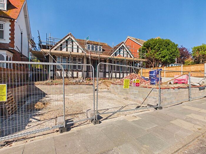 3 Bedroom Detached Bungalow For Sale In Stone Road, Broadstairs, CT10