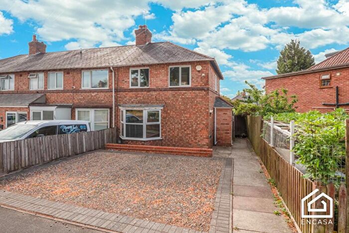 3 Bedroom End Of Terrace House For Sale In Tavistock Road, Birmingham, B27