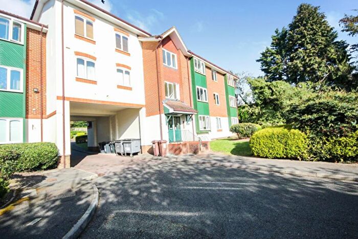 Apartment To Rent In ***Let Agreed***Missenden Gardens, Burnham.***Let Agreed***, SL1