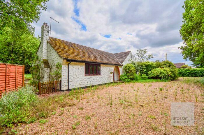 4 Bedroom Detached Bungalow For Sale In West View Farm, Buxton Road, Frettenham, Norfolk, NR12