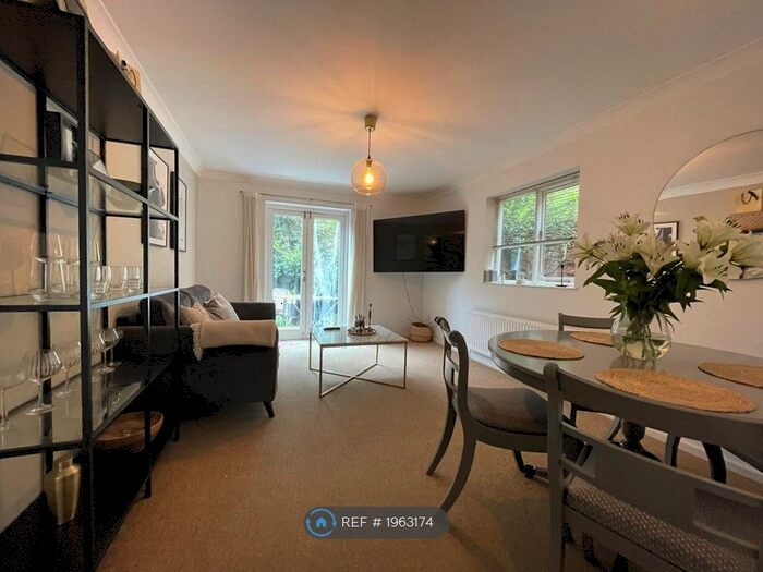 2 Bedroom Flat To Rent In Upper St. Giles Street, Norwich, NR2