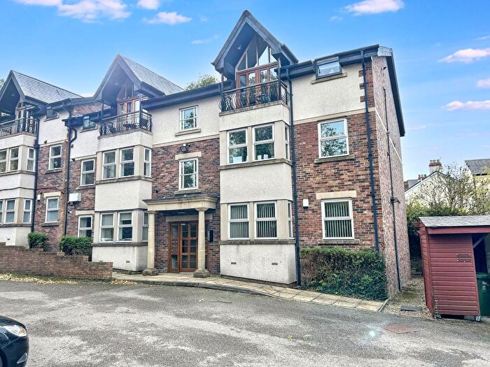 2 Bedroom Flat For Sale In Nunn Gardens, Fellside Road, Whickham, Newcastle Upon Tyne, NE16