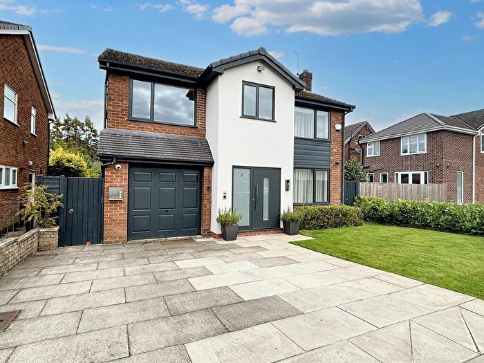 4 Bedroom Detached House For Sale In Grovehurst, Swinton, M27