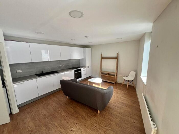 1 Bedroom Flat To Rent In Queen Street, Sheffield, S1