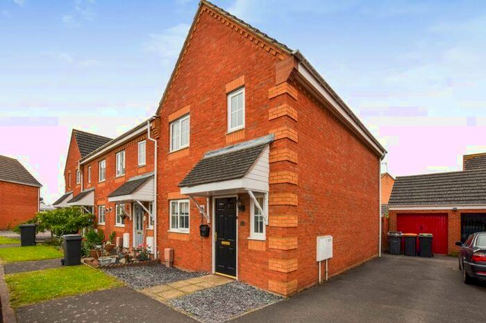 3 Bedroom End Of Terrace House To Rent In Sunderland Place, Sefton Fields, MK42