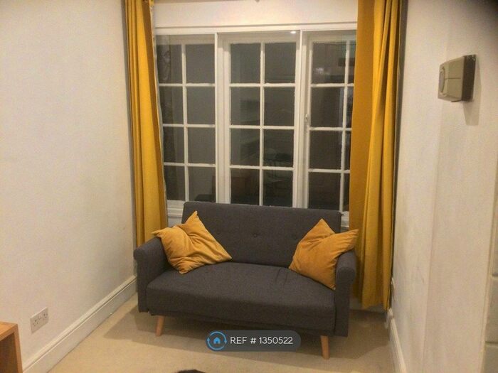 1 Bedroom Flat To Rent In Pimlico, London, SW1V