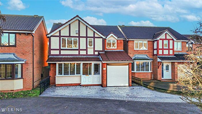 4 Bedroom Detached House For Sale In Lindisfarne, Glascote, Tamworth, Staffordshire, B77