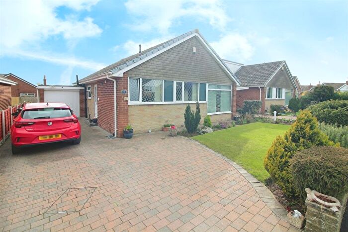 2 Bedroom Detached Bungalow For Sale In Richmondfield Cross, Barwick In Elmet, Leeds, LS15