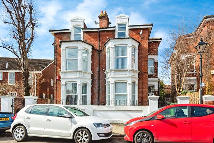 11 Bedroom Detached House For Sale In Worthing Road, Southsea, PO5