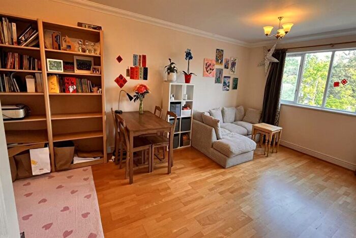 1 Bedroom Apartment To Rent In Gainsborough Court, Homesdale Road, BR2