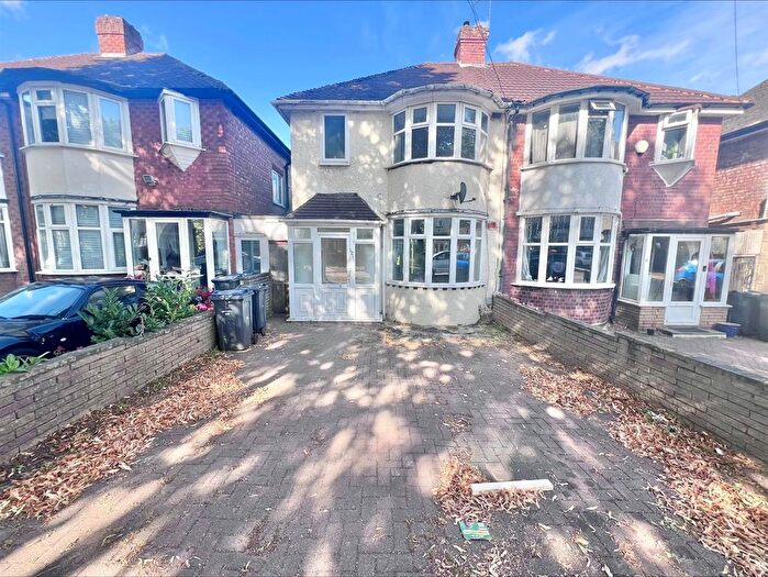 3 Bedroom Semi-Detached House To Rent In Glendower Road, Perry Barr, Birmingham, B42