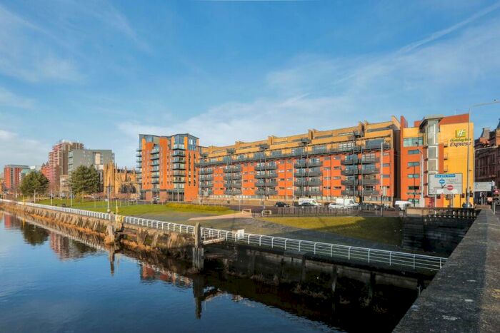 2 Bedroom Flat To Rent In Clyde Street, City Centre, Glasgow, G1