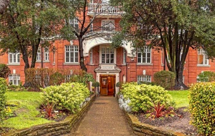 3 Bedroom Flat To Rent In Clive Court, Maida Vale, Maida Vale, W9