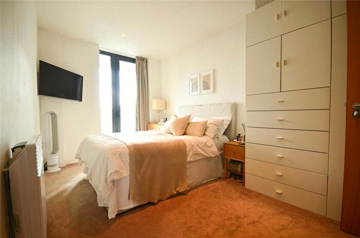 2 Bedroom Apartment To Rent In St Georges Island, Kelso Place, Manchester City Centre, Greater Manchester, M15