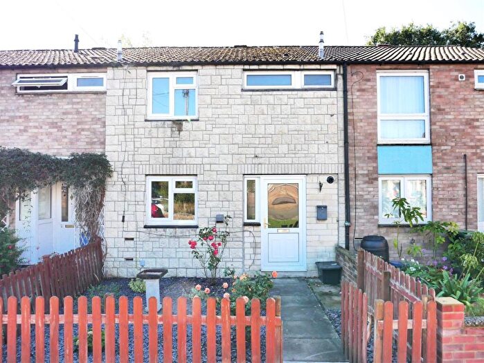 3 Bedroom Terraced House For Sale In Page Close, Calne, SN11
