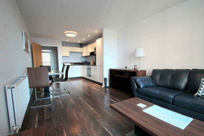2 Bedroom Apartment To Rent In Torre Vista, Lewisham, SE13
