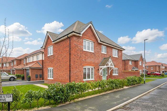 4 Bedroom Detached House For Sale In Rochester Drive, Burscough, L40