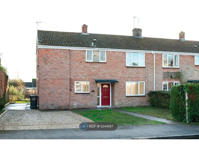 4 Bedroom Semi-detached House To Rent In Webbs Way, Burbage, Marlborough, SN8