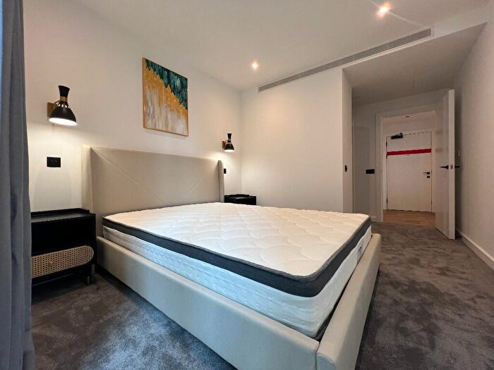 2 Bedroom Apartment To Rent In Th Floor, Merino Gardens, London Dock, London, E1W