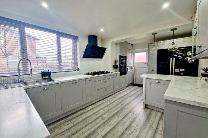 3 Bedroom Semi-Detached House To Rent In Willow Trees Drive, Blackburn, BB1