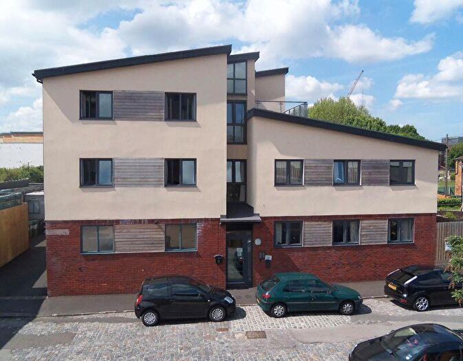 1 Bedroom Apartment For Sale In Taurus House, Bristol, BS2