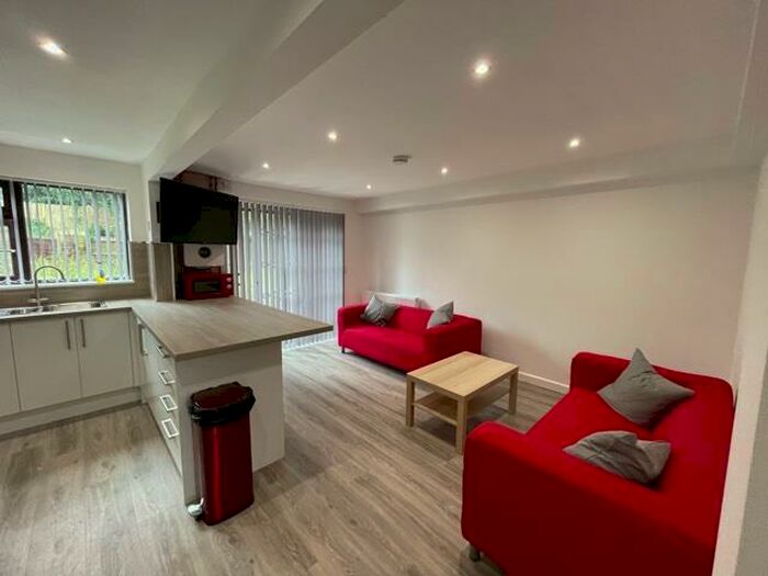 4 Bedroom Terraced House To Rent In Kenneggy Mews, Selly Oak, Birmingham, B29